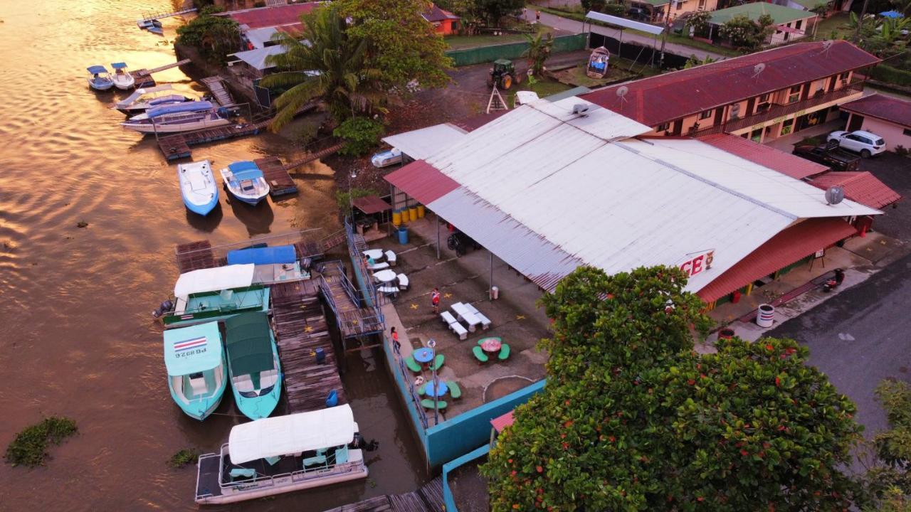 Hotel Sierpe River- Oleaje Sereno Exterior photo